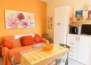 Foto 4 - Two-room apartment Via Giardino 1° Maggio
 
5, San Bartolomeo al Mare - photo 4