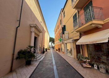 Foto 1 - Appartamento Via San Francesco d'Assisi
 
6, Diano Marina - foto 1