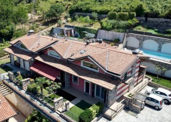Foto 1 - Villa BELVEDERE
 
27, Capriolo - photo 1