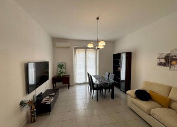 Salone - Two-room apartment via Ferrara, 4, Legnano - photo 15