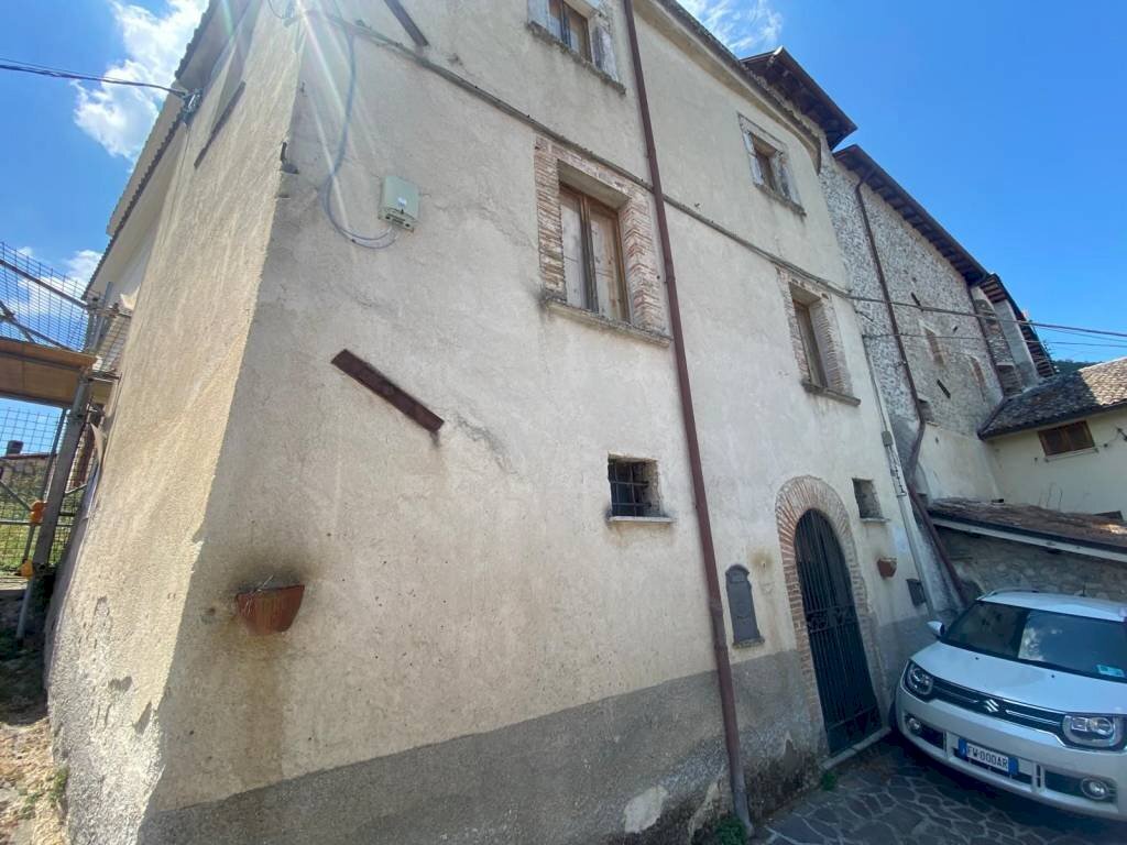 Facciata - Independent house via collebbaccaro 5, Contigliano - photo 1