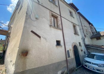 Facciata - Independent house via collebbaccaro 5, Contigliano - photo 1