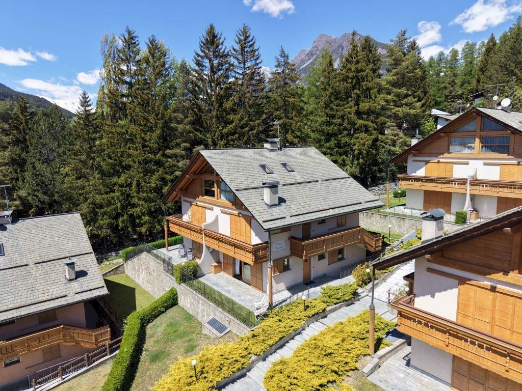 Vista - Three-room apartment via Giacinto Sertorelli, 29, Bormio - photo 1