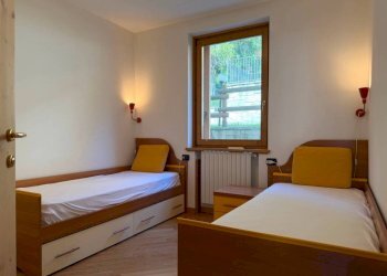 Camera da letto - Three-room apartment via Giacinto Sertorelli, 29, Bormio - photo 39