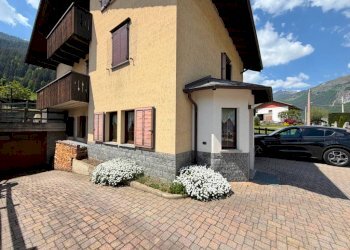 Facciata - Three-room apartment via dei Prati, 10a, Valdidentro - photo 9