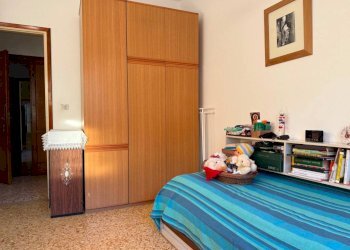Camera da letto - Appartamento largo Giuseppe Mazzini, Sondalo - foto 40