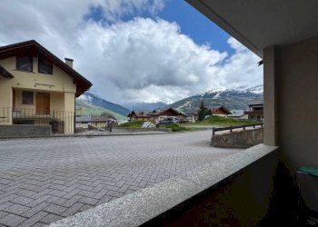 Cortile interno - Four-room apartment via Roma, 33, Valdisotto - photo 19