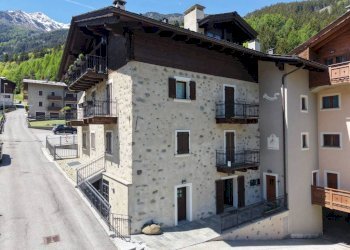 Facciata - Three-room apartment via al Canton, 4, Valdisotto - photo 1