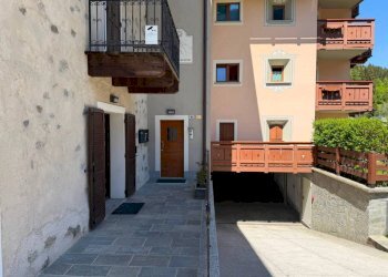 Facciata - Three-room apartment via al Canton, 4, Valdisotto - photo 6