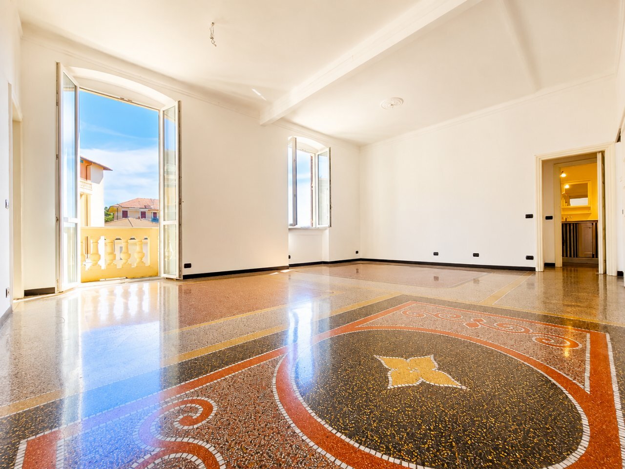 Interno luminoso con pavimento in terrazzo ornato - Appartamento Santa Margherita Ligure - foto 3