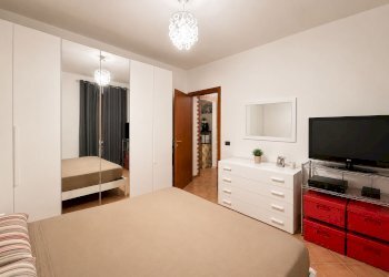 Three-room apartment Asti - photo 7