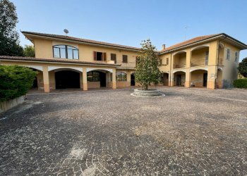 Casa indipendente Asti - foto 1