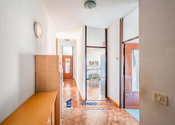 Four-room apartment Sant'Albano Stura - photo 1