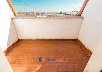 Four-room apartment Sant'Albano Stura - photo 8