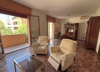 SOGGIORNO - Quadrilocale via Umberto Giordano, 8, Bologna (zona Murri) - foto 1