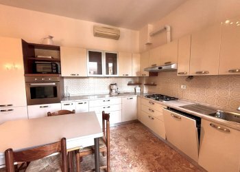 CUCINA - Quadrilocale via Umberto Giordano, 8, Bologna (zona Murri) - foto 16