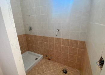 Lavanderia - Two-room apartment via Capri, Carini - photo 4