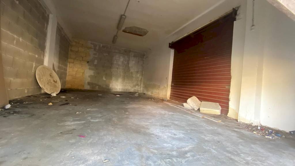 Magazzino - Warehouse via Capri, Carini - photo 3