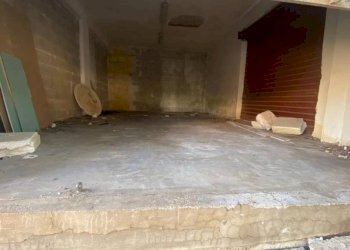 Magazzino - Warehouse via Capri, Carini - photo 2
