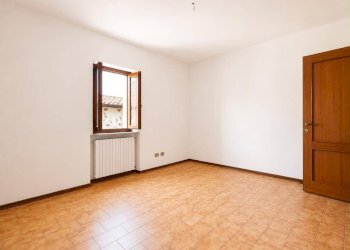 Foto 9 - Three-room apartment via san rocco
 
5, Borgo San Giacomo - photo 9
