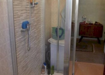 Bagno - Appartamento via Uranio, 1, Roburent - foto 18