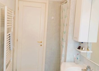 bagno1_1 - Quadrilocale Sarzana - foto 7