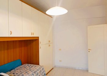 camera 1_1 - Quadrilocale Sarzana - foto 11