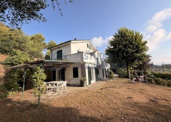 18 - Villa Via Nostra Signora delle Grazie, Imperia - photo 1