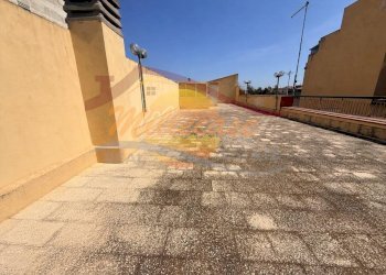 3fc843aa-2b9c-46d5-970f-3dd2830a3527 - Appartamento Via G. B. Perasso, Siracusa - foto 2