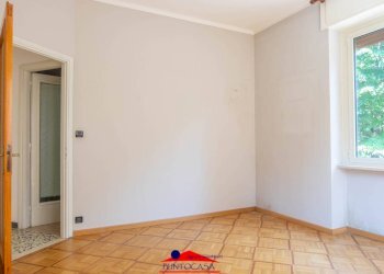 Three-room apartment Viale Sarrea, 5, Dronero - photo 4