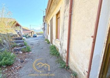 Casa indipendente Castiglione di Sicilia - foto 14
