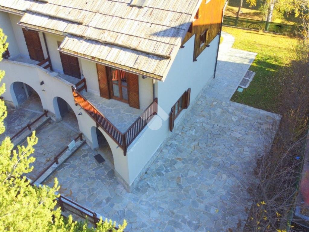Villa a Schiera Via Giuseppe Mazzini, Bardonecchia - foto 1