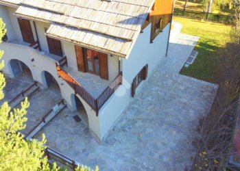 Villa a Schiera Via Giuseppe Mazzini, Bardonecchia - foto 1