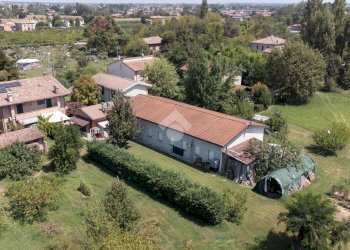 Laboratory via Pilastro, Cento - photo 4