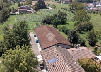 Laboratory via Pilastro, Cento - photo 7