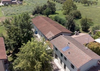 Laboratory via Pilastro, Cento - photo 12