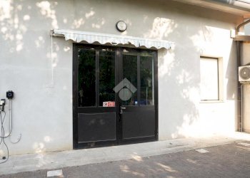Laboratory via Pilastro, Cento - photo 35