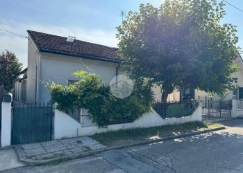 Portion of a house Via dei cosmonauti, Cervia - photo 8
