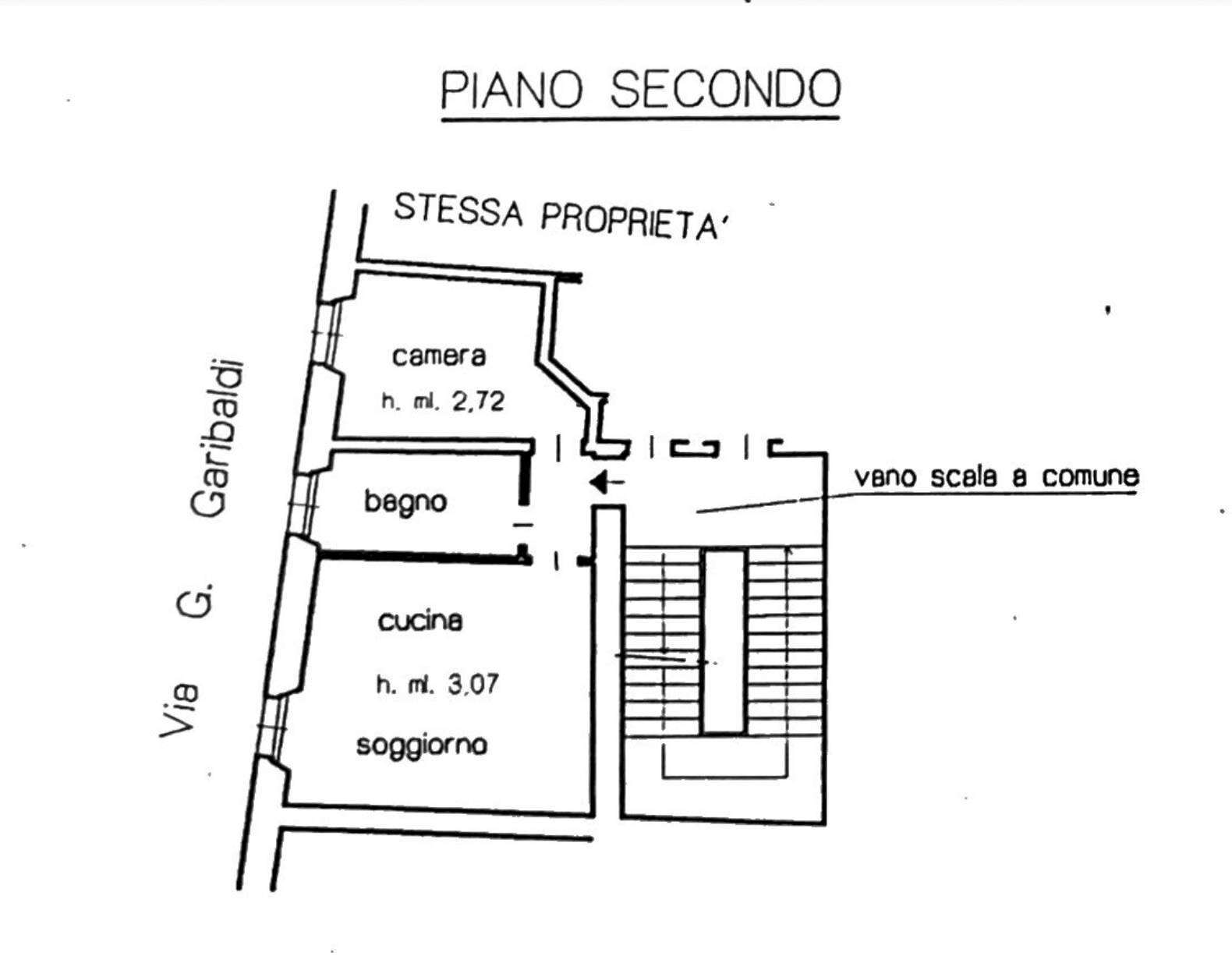 Foto 31 - Bilocale via giuseppe garibaldi
 
24, Colle di Val d'Elsa - planimetria 1
