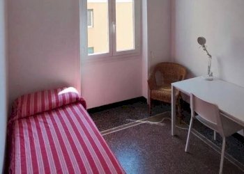 Camera da letto - Non-buildable land via Pietro Bozzano, 4, Genova (neighborhood Marassi) - photo 7