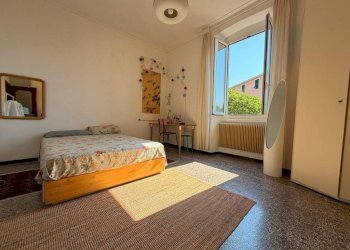 Camera da letto - Non-buildable land via Achille Papa, 1, Genova (neighborhood Oregina) - photo 1
