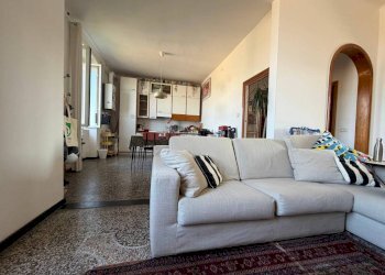 Soggiorno - Non-buildable land via Achille Papa, 1, Genova (neighborhood Oregina) - photo 3