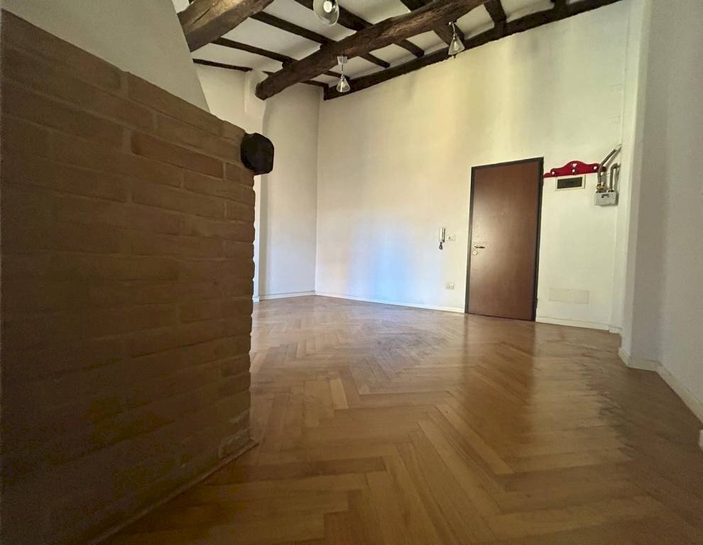 Camera da letto - Appartamento via Massimo d'Azeglio, Bologna (zona Costa Saragozza) - foto 1