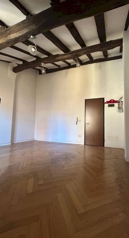 Camera da letto - Appartamento via Massimo d'Azeglio, Bologna (zona Costa Saragozza) - foto 2