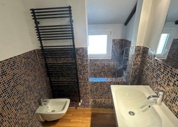 Bagno - Appartamento via Massimo d'Azeglio, Bologna (zona Costa Saragozza) - foto 19