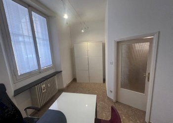 Ufficio - Ufficio via Luigi Zamboni, 9, Bologna (zona Centro Storico) - foto 11