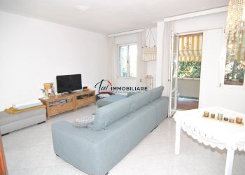 SOGGIORNO - Appartamento Via degli Scarronzoni 9, Livorno - foto 11