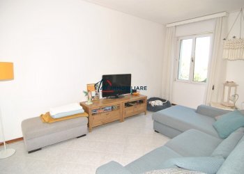 SOGGIORNO - Appartamento Via degli Scarronzoni 9, Livorno - foto 12