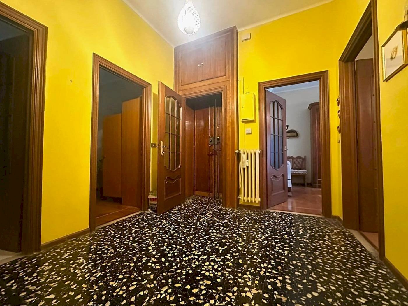 Four-room apartment Via Antonio Stoppani, Cuneo (neighborhood Cuneo Nuova) - photo 2