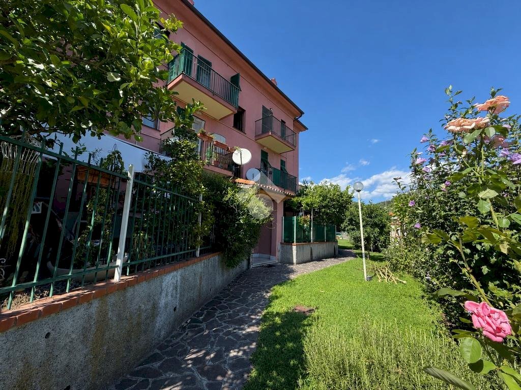 Quadrilocale Via Lino Saettone, Albisola Superiore - foto 1